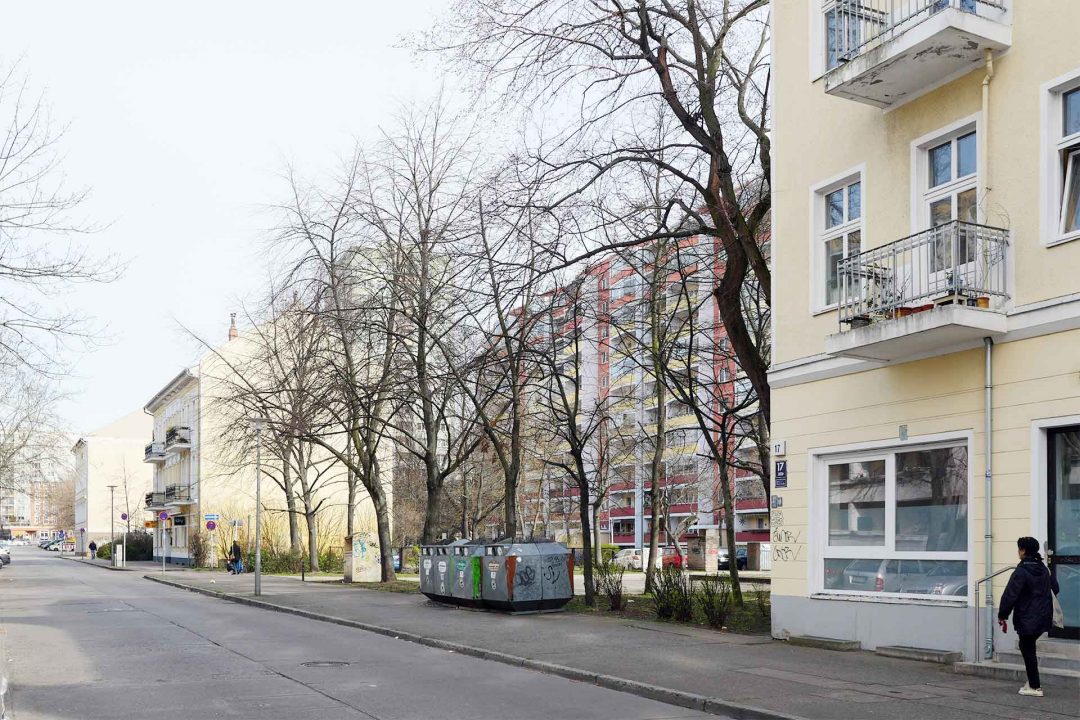 Robert-Uhrig-Str. neben 17 Robert-Uhrig-Str. neben 17